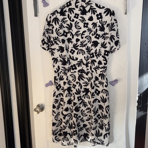 (RTR) Donna Morgan abstract dress - Picture 8 of 8